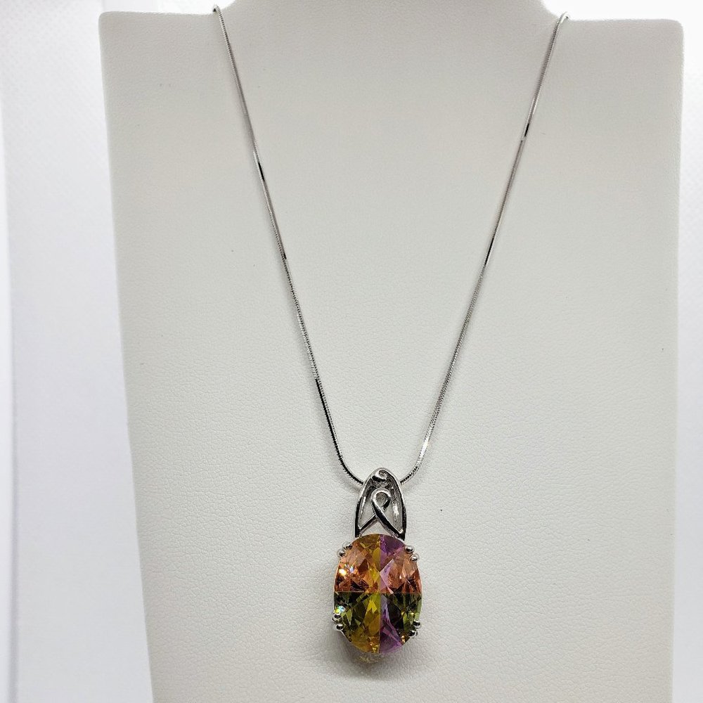 Lucky Stone Pendant on 18in Sterling Silver Chain